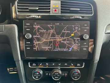 MYAUTOCENTER – Gebraucht- und Jahreswagen mit Werkstattservice in Pfaffenhofen Volkswagen Golf *ACC*PDC*NAVI*2-Zonen*LED*SPORT*
