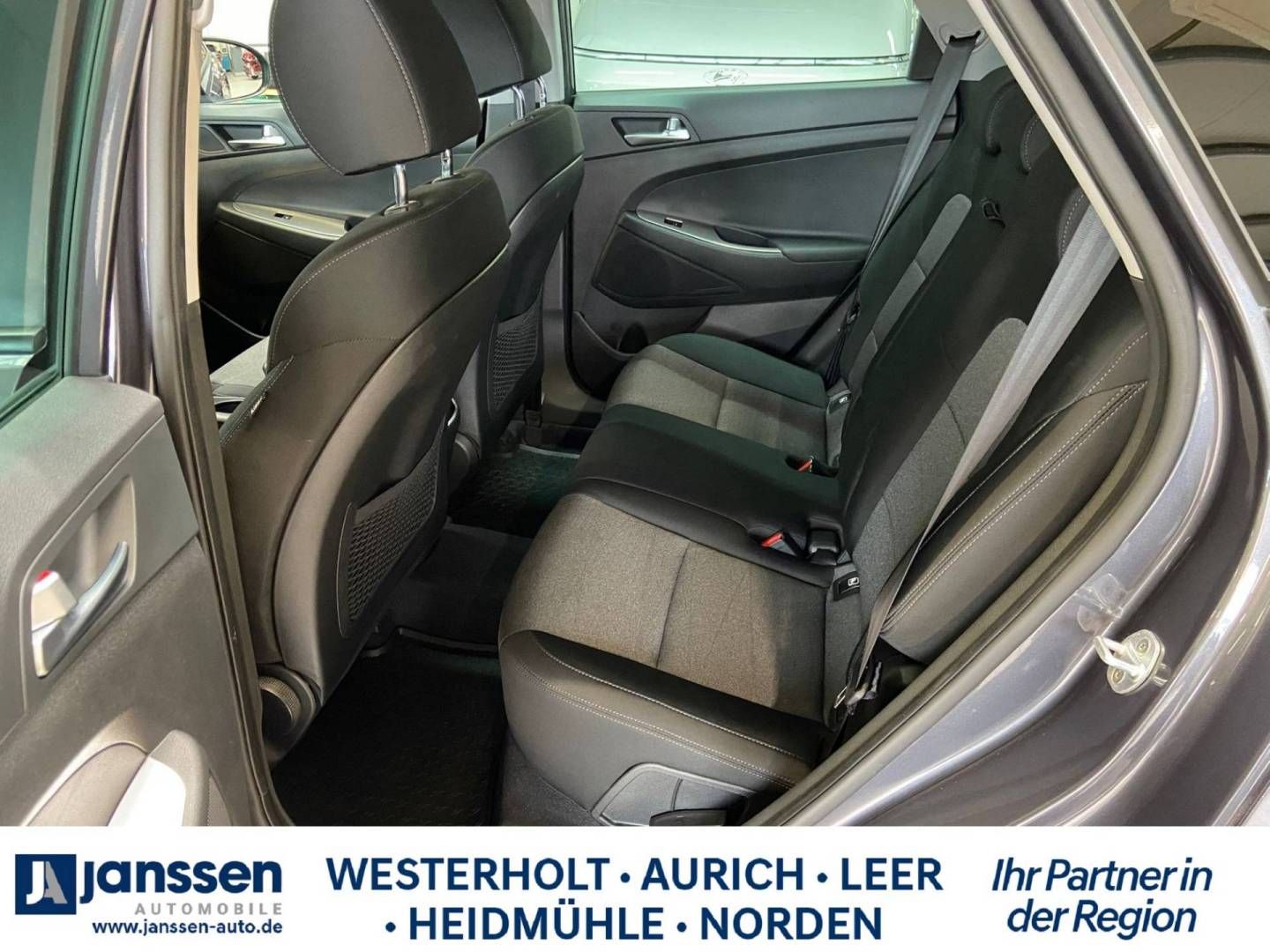 Fahrzeugabbildung Hyundai TUCSON blue Navi