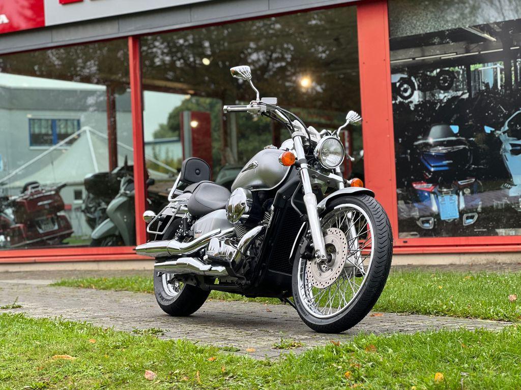 Honda VT750C SHADOW Spirit