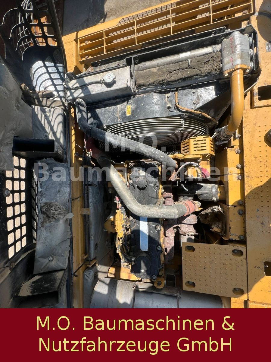 Fahrzeugabbildung CAT 325 D L / AC/ ZSA /