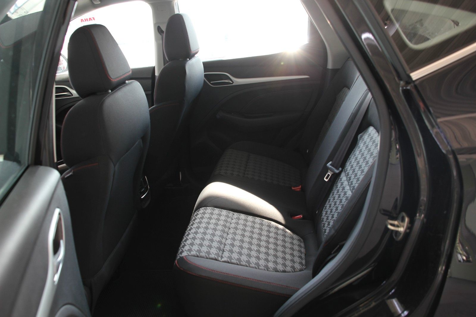 Fahrzeugabbildung MG ZS EV Comfort Standard