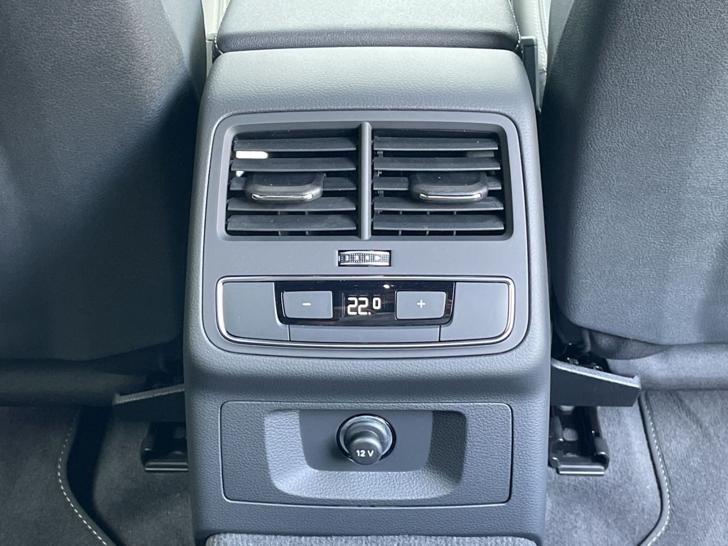 A4 Avant 40 2.0 TDI S Line Competition plus