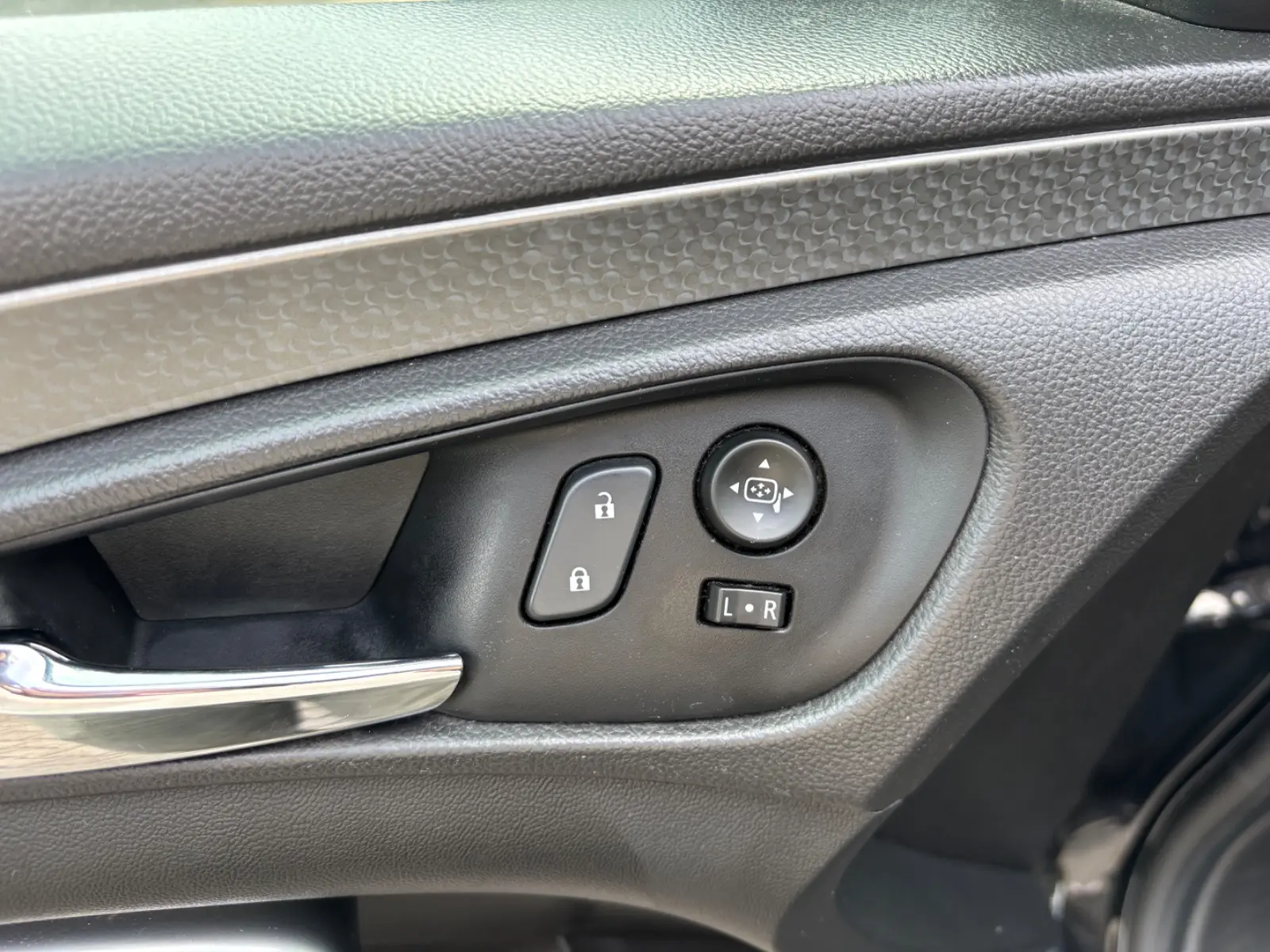 Opel Insignia 2015 — photo 16