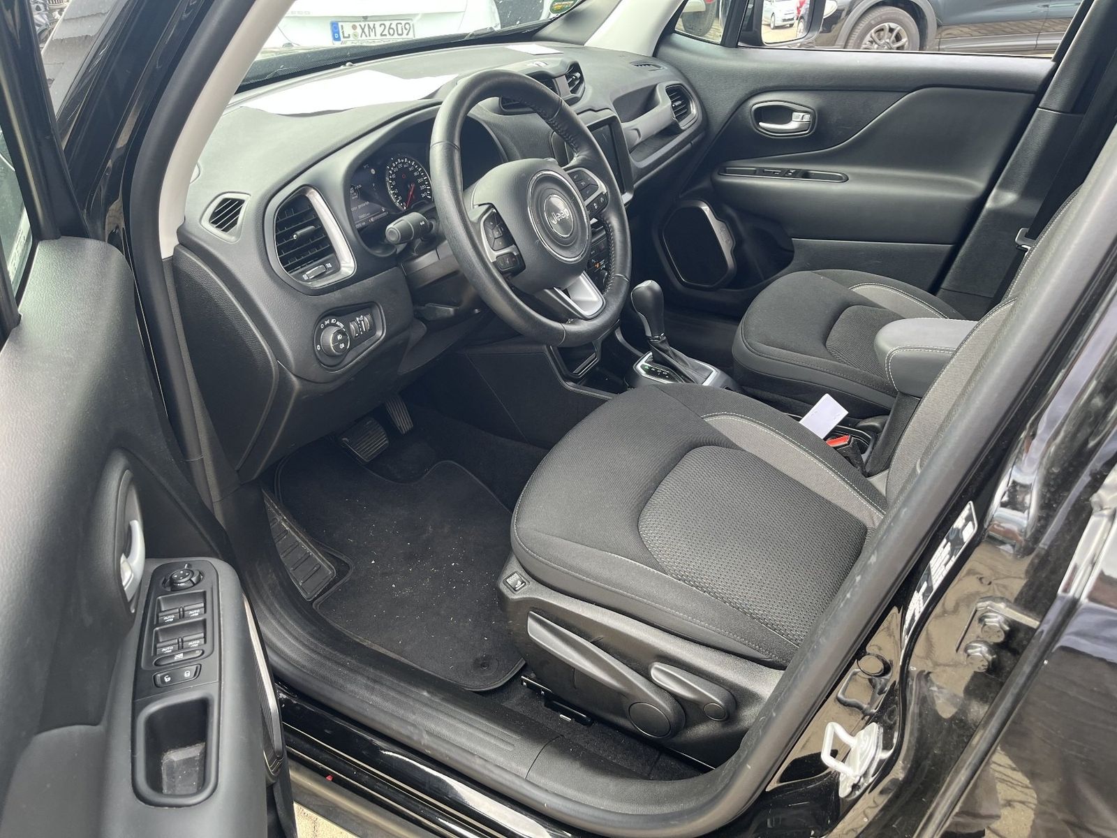 Jeep Renegade - Bild 9