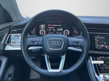 Audi Q8 - 9