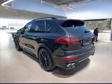 Porsche Cayenne S Diesel Platinum Edition  APPROV  10/27 - Porsche Cayenne S-Platinum-Edition