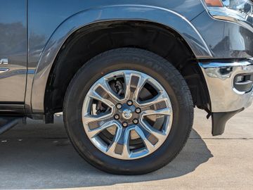 Dodge RAM 1500 4x4 Limited CrewCab unfallfr.im Vorlauf