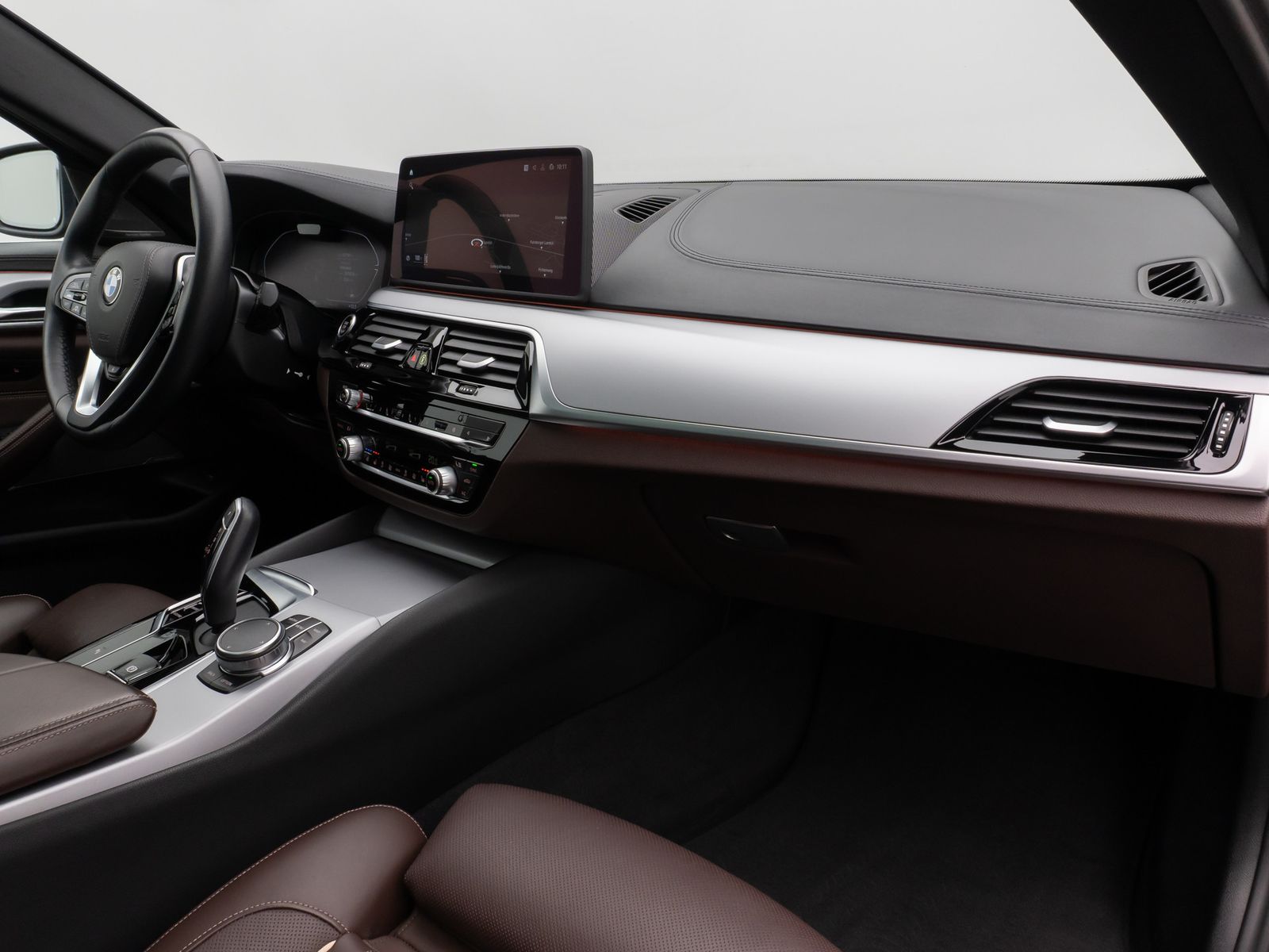 Fahrzeugabbildung BMW 520d xD Panorama Massage HUD H/K Individual-Voll