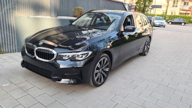 BMW 318 dTouring  Advantage,Auto,ALU18 ",Navi,