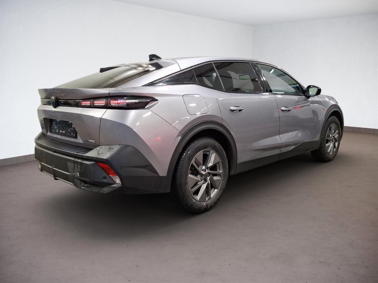 Peugeot 408 Hybrid 180 Allure/Navi/Shz/beh.Frontscheibe