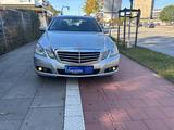 Mercedes-Benz E 220 E -Klasse Lim. E 220 CDI BlueEfficiency - Mercedes-Benz E 220 aus 2010: Cdi