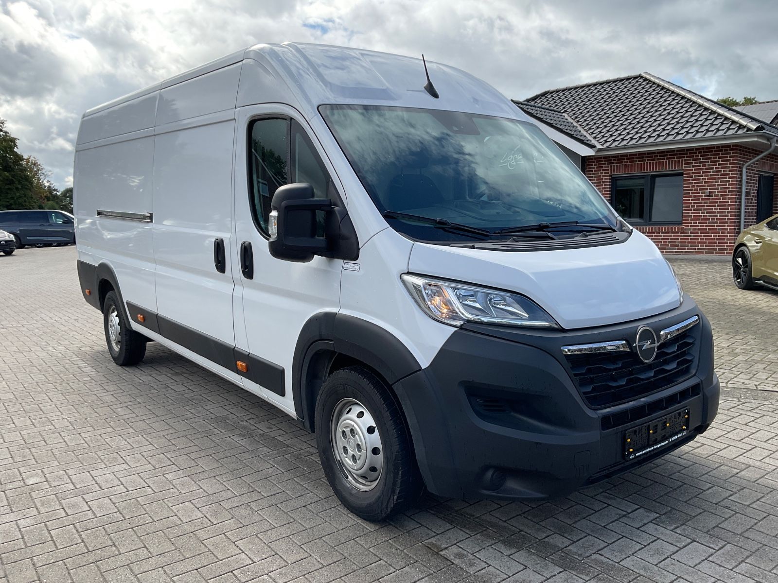 Fahrzeugabbildung Opel Movano L4H2,Sitzheizung,Bluetooth,Allwetterreife