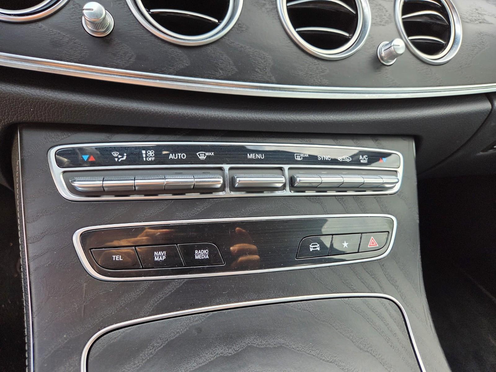 Mercedes-Benz E-Class E T-Modell E 400 d 4Matic AMG, миниатюра 12