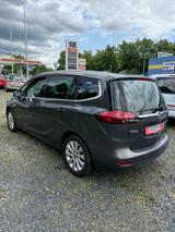 Opel Zafira Tourer - Opel Zafira Tourer mit Benzin-Antrieb: Automatik