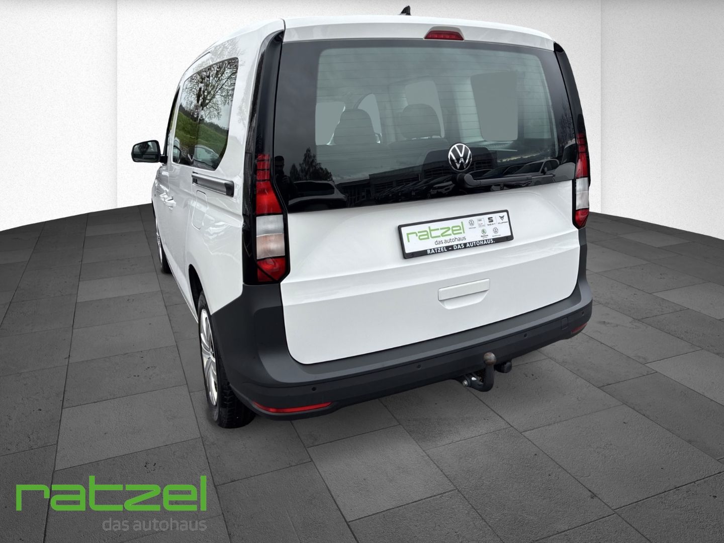 Fahrzeugabbildung Volkswagen Caddy 1.5 TSI 7-Sitzer AHK DAB Spurhalteass. Not