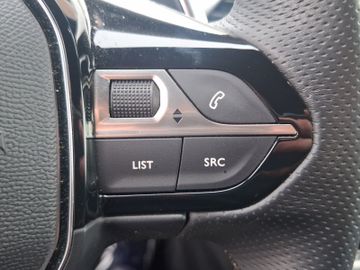 Peugeot 3008 GT 1.2 PureTech 130 360+Kam.+KeyLess+LED