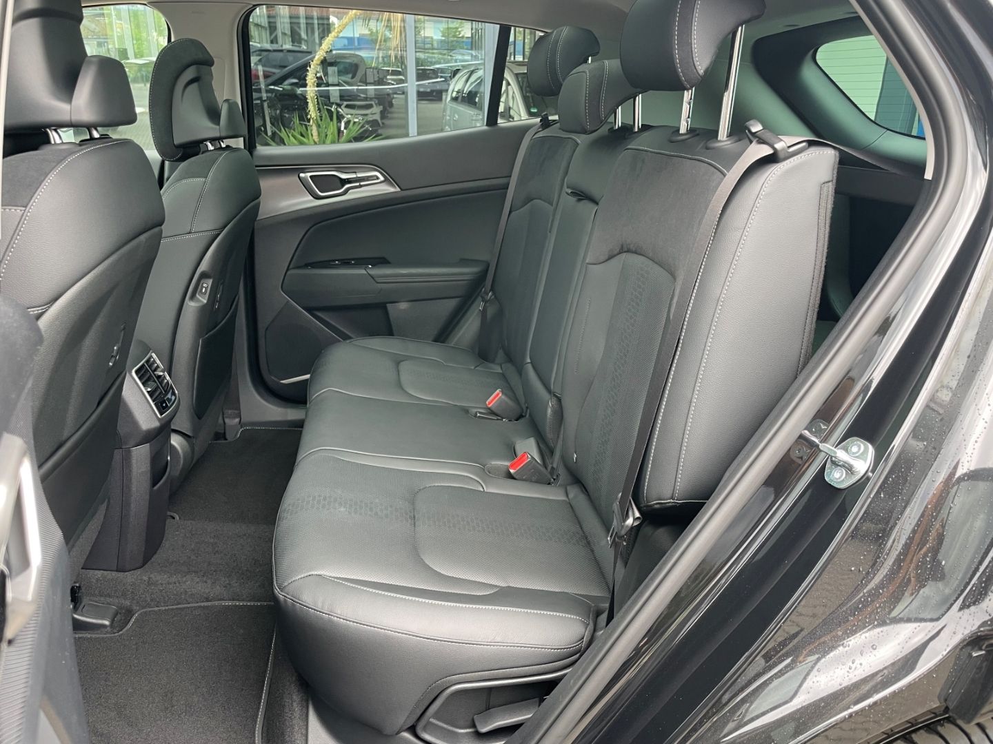 Fahrzeugabbildung Kia Sportage Plug-in Hybrid 4WD 360Kamera LED Panoda