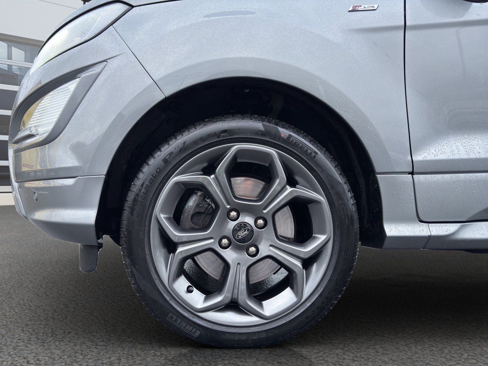 Fahrzeugabbildung Ford EcoSport ST-Line