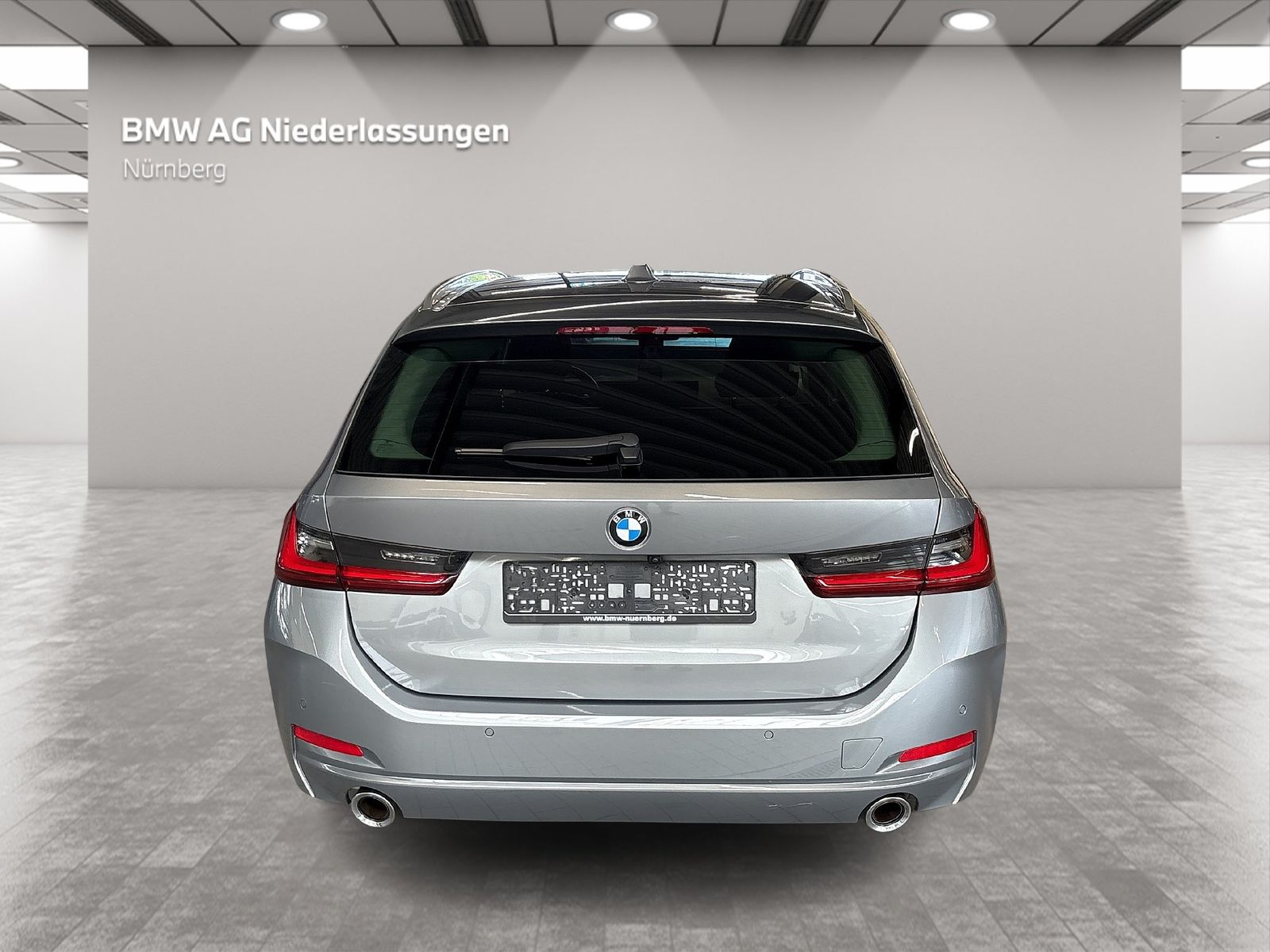 BMW 320i Touring Kamera Sitzheizung Abstandstempoma foto 5
