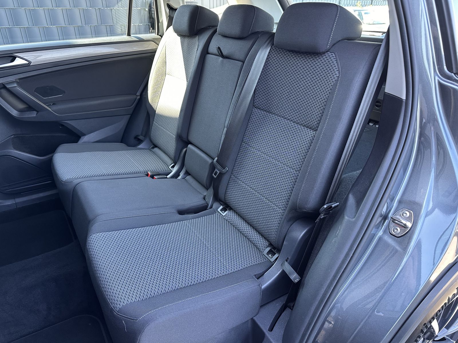 Fahrzeugabbildung Volkswagen Tiguan Allspace 2.0 TDI DSG 4M NAV+CARPLAY+VC+PP