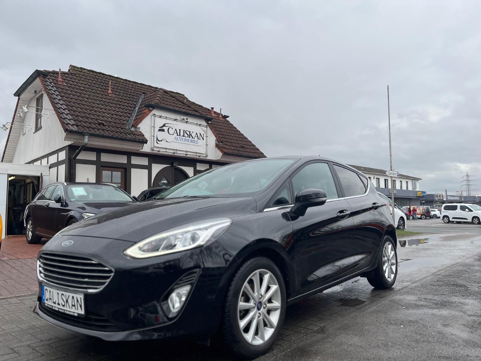 Ford Fiesta Titanium°Navi°Sitzheizung°Apple Car Play