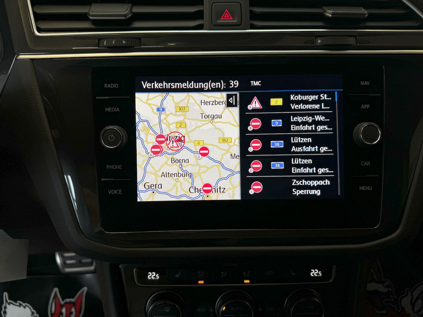 Fahrzeugabbildung Volkswagen Tiguan 1.5 TSI DSG IQ /Navi/Shz/Spur/ACC/VZE/Ahk