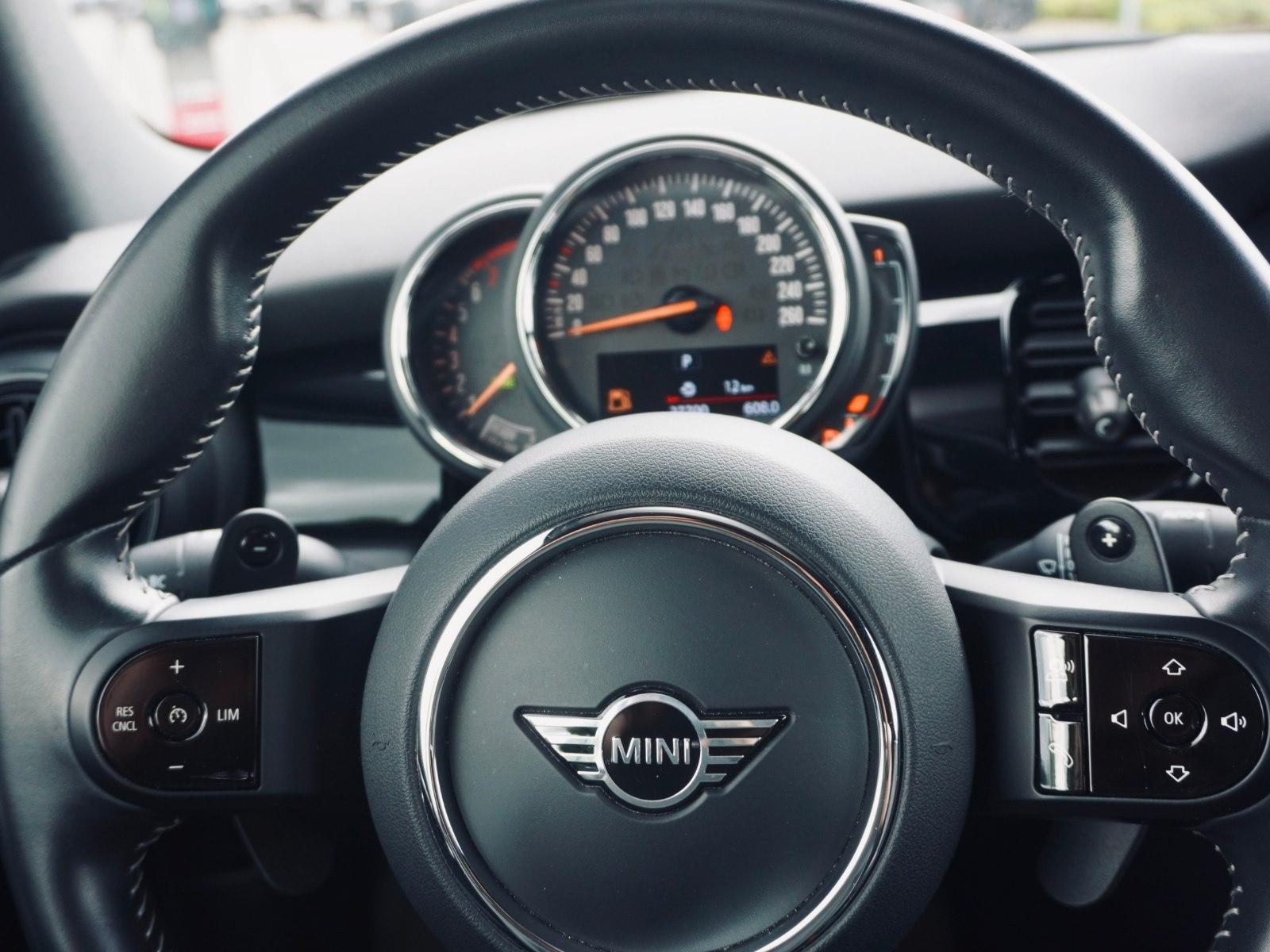 MINI Cooper S Cabrio Head-Up+SHZ+Apple+KeyGO+Spurass.