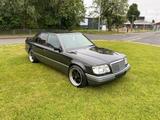 Mercedes-Benz Mercedes E300 W124 Turbo Diesel mit H zula... - Mercedes-Benz E 300 mit Diesel-Antrieb: Turbo