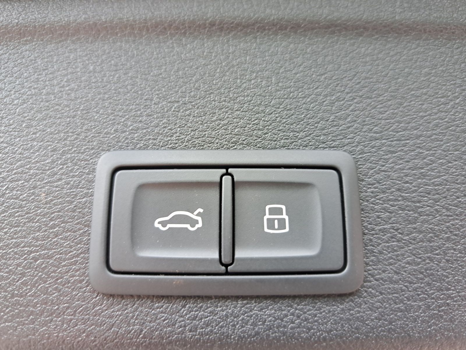 Audi RS4 - Bild 24