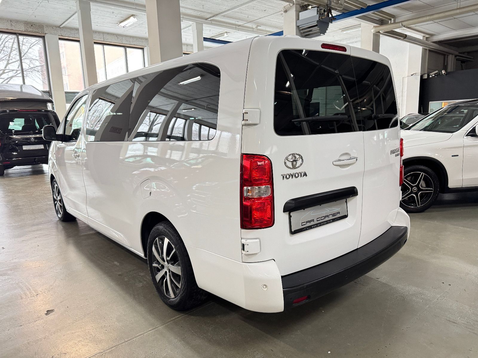 Fahrzeugabbildung Toyota Proace Verso L2 Shuttle Comfort Automatik Voll
