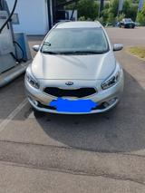 Kia cee'd Sportswagon 1.6 GDI Dream-Team Sportsw... - gebrauchte Kia cee'd Sportswagon aus dem Jahr 2014