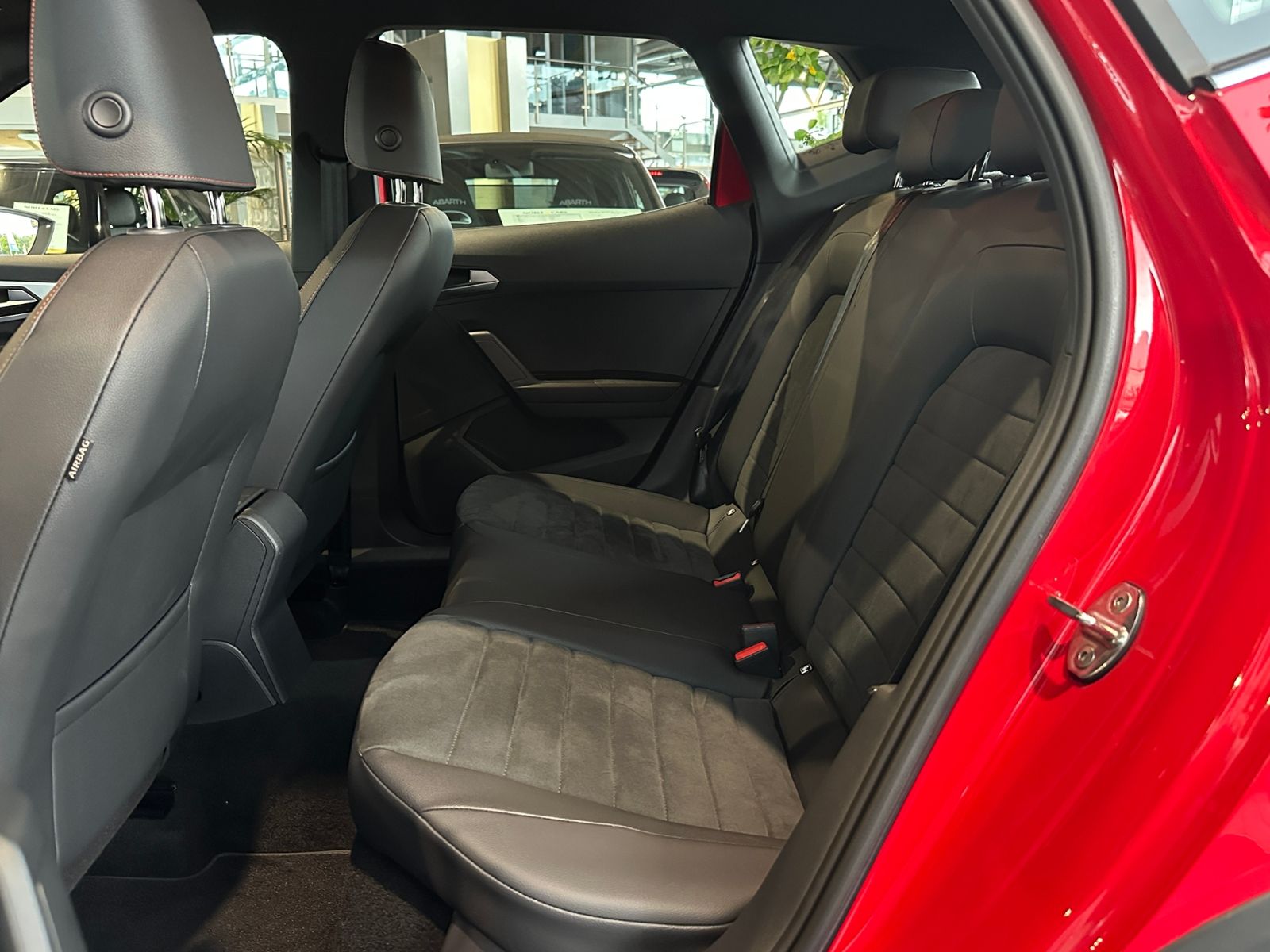 Fahrzeugabbildung SEAT ARONA 1.5 TSI FR AHK ACC LED NAV SHZ