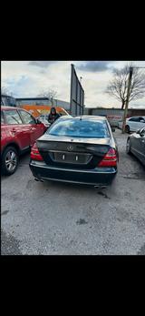Mercedes-Benz W211 Mercedes-Benz E320 Benziner aus dem B... - Mercedes-Benz E 320 in Wuppertal