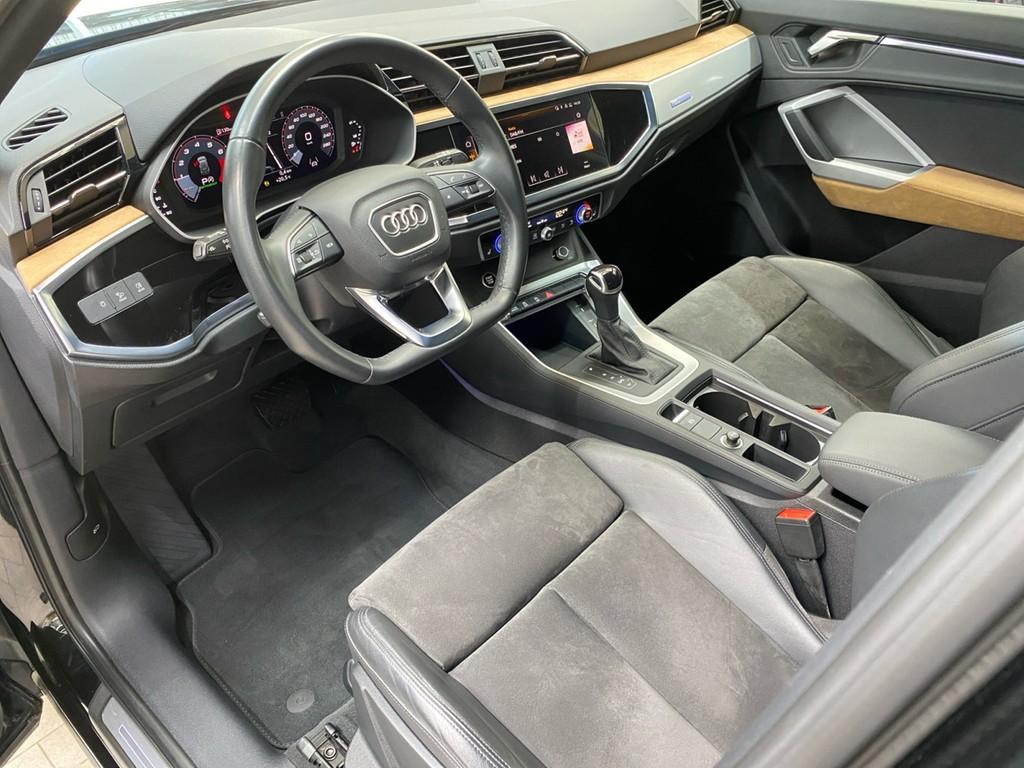 Audi Q3 35 TFSI S line AHK+ACC+LED+PRIVACY+ALCANTARA+