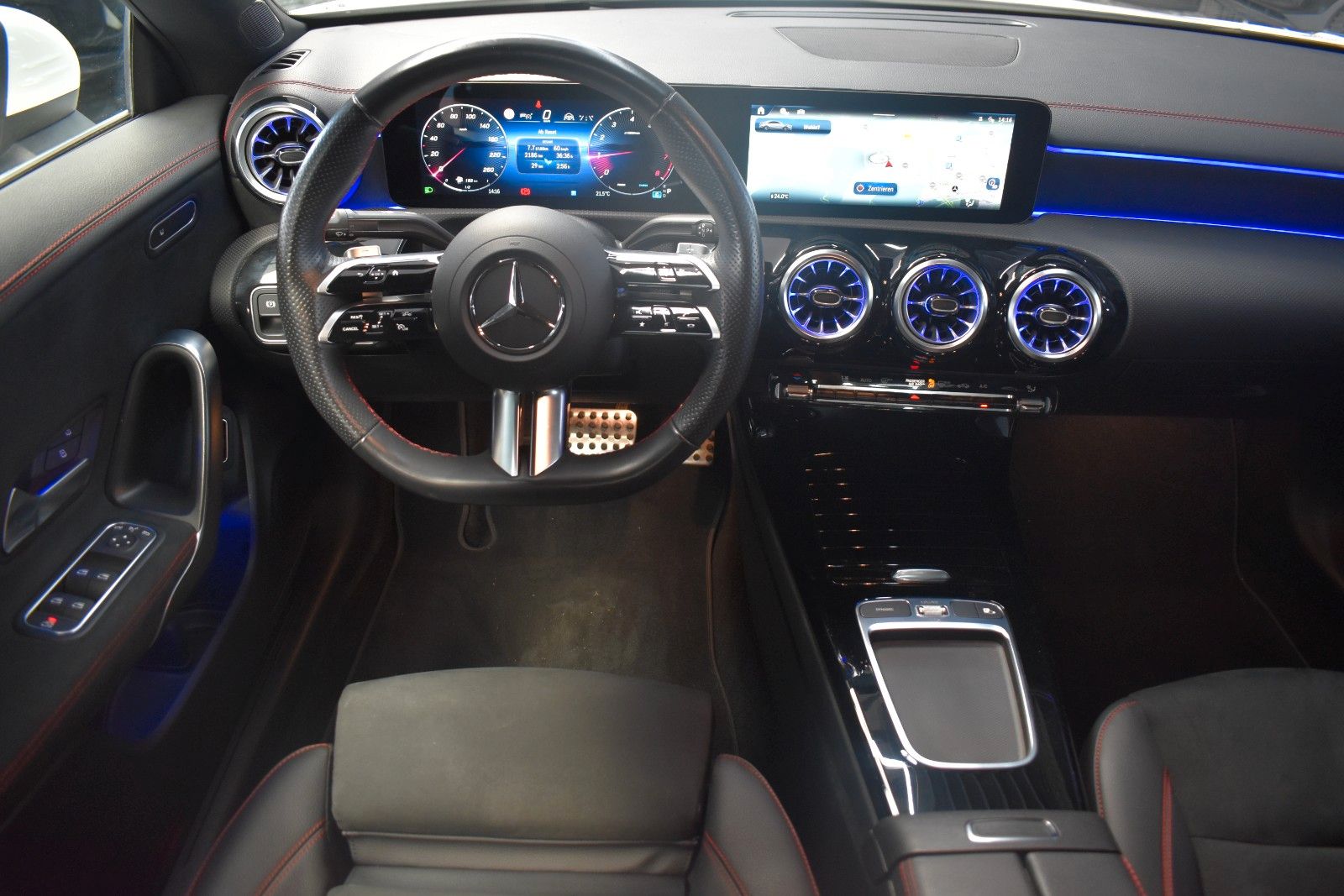 Mercedes-Benz CLA 200 AMG LINE EDITION 360°KAMERA LED NAVI SHZ foto 2