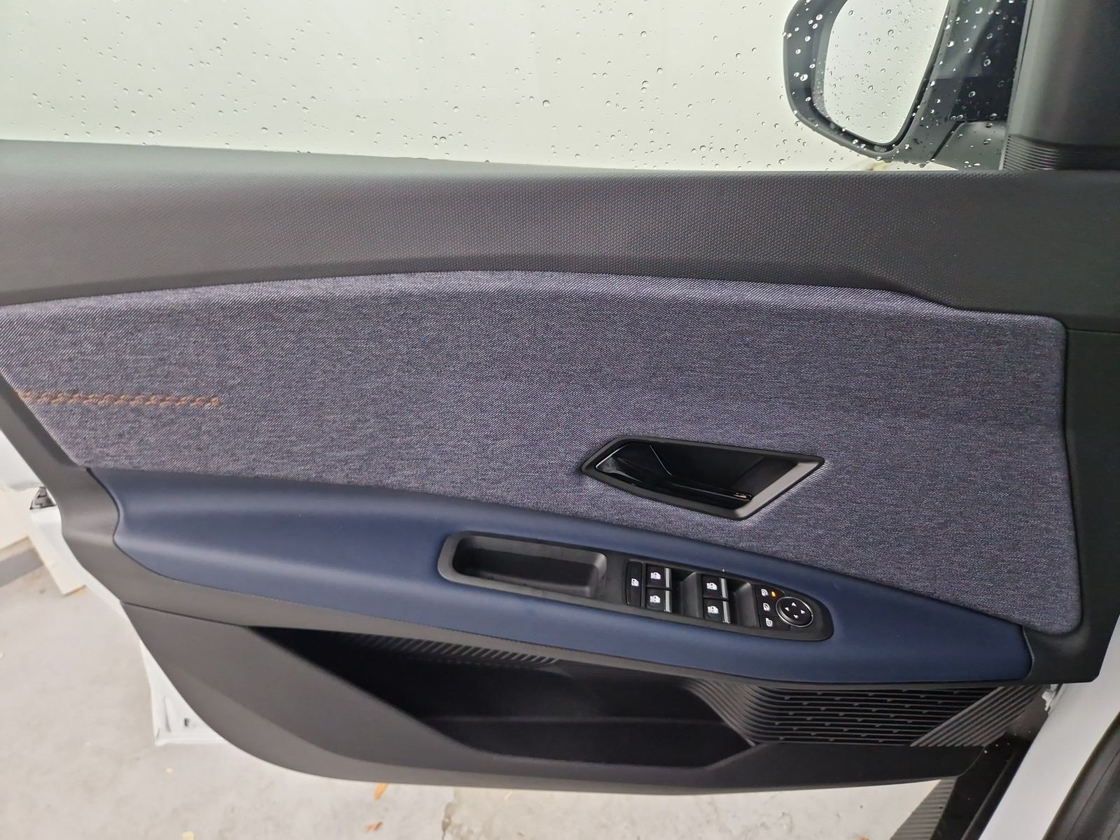 RENAULT R 4 E-Tech Techno plein sud 150 Comfort Range – Bild 35