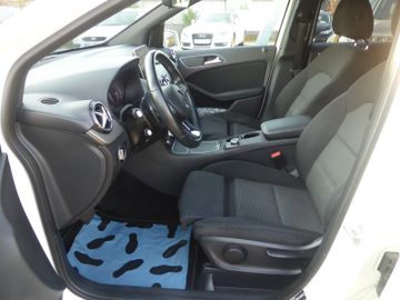 Mercedes-Benz B -Klasse  B 180 7G-DCT S-Tourer Style LEDNavi