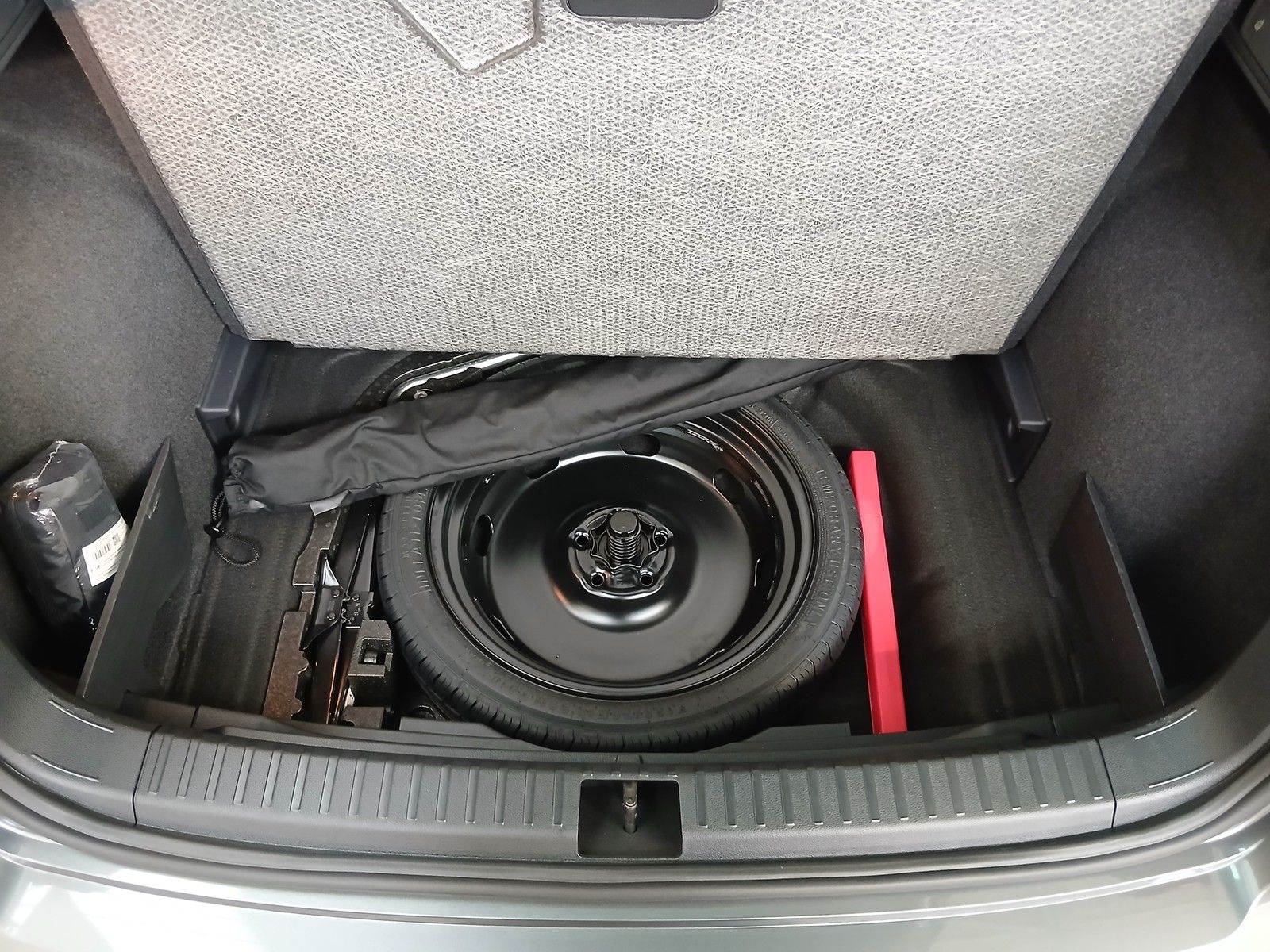 Fahrzeugabbildung SEAT Ateca Style 1.0 TSI +AHK +LED +LaneAssist +Klima