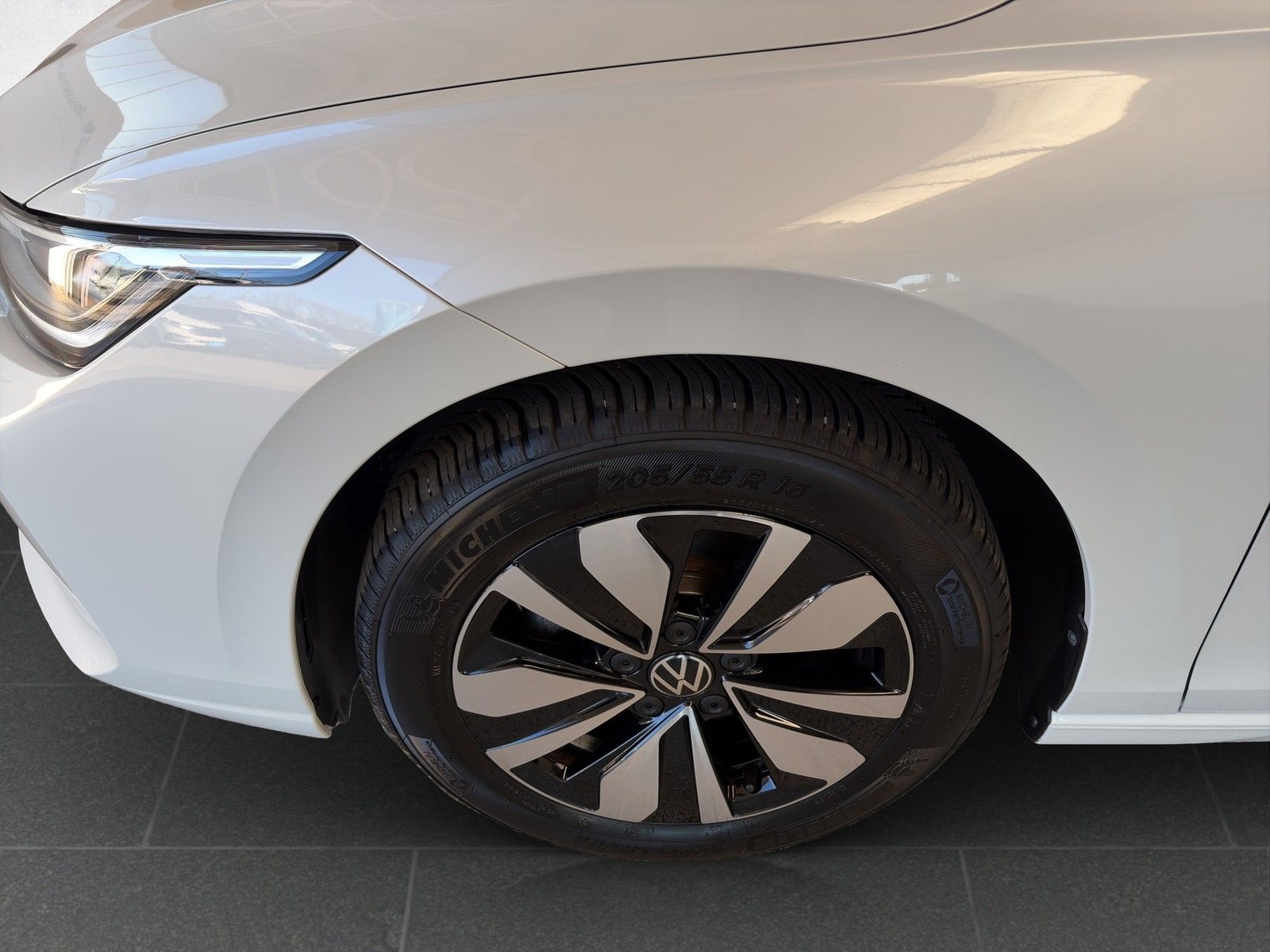 Volkswagen Golf Goal 1.5 eTSI DSG /AHK/LED/Navi/Sitzhz foto 17