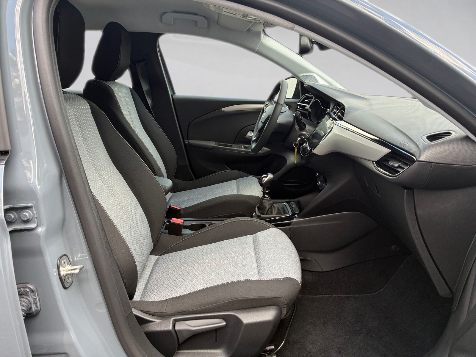 Fahrzeugabbildung Opel Corsa F 1.2 Turbo Edition LED,SHZ,PDC,Facelift