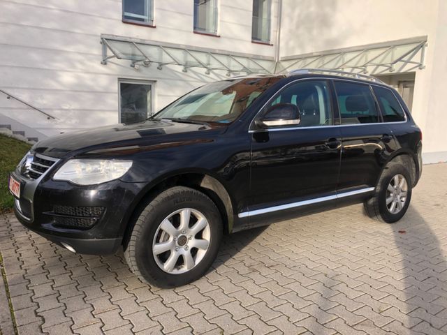 Volkswagen TouaregV6TDI AUT LEDER BI-XENON WEBASTO TÜV11/26