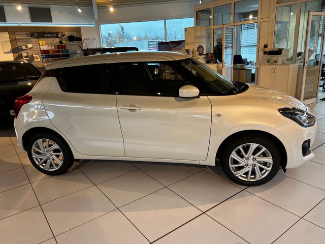 Suzuki Swift 1.2 DUALJET HYBRID Comfort CVT