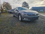Volkswagen Passat 2.0 TDI SCR 140kW DSG BMT 4MOT Comfor... - Volkswagen Passat: TDI 140