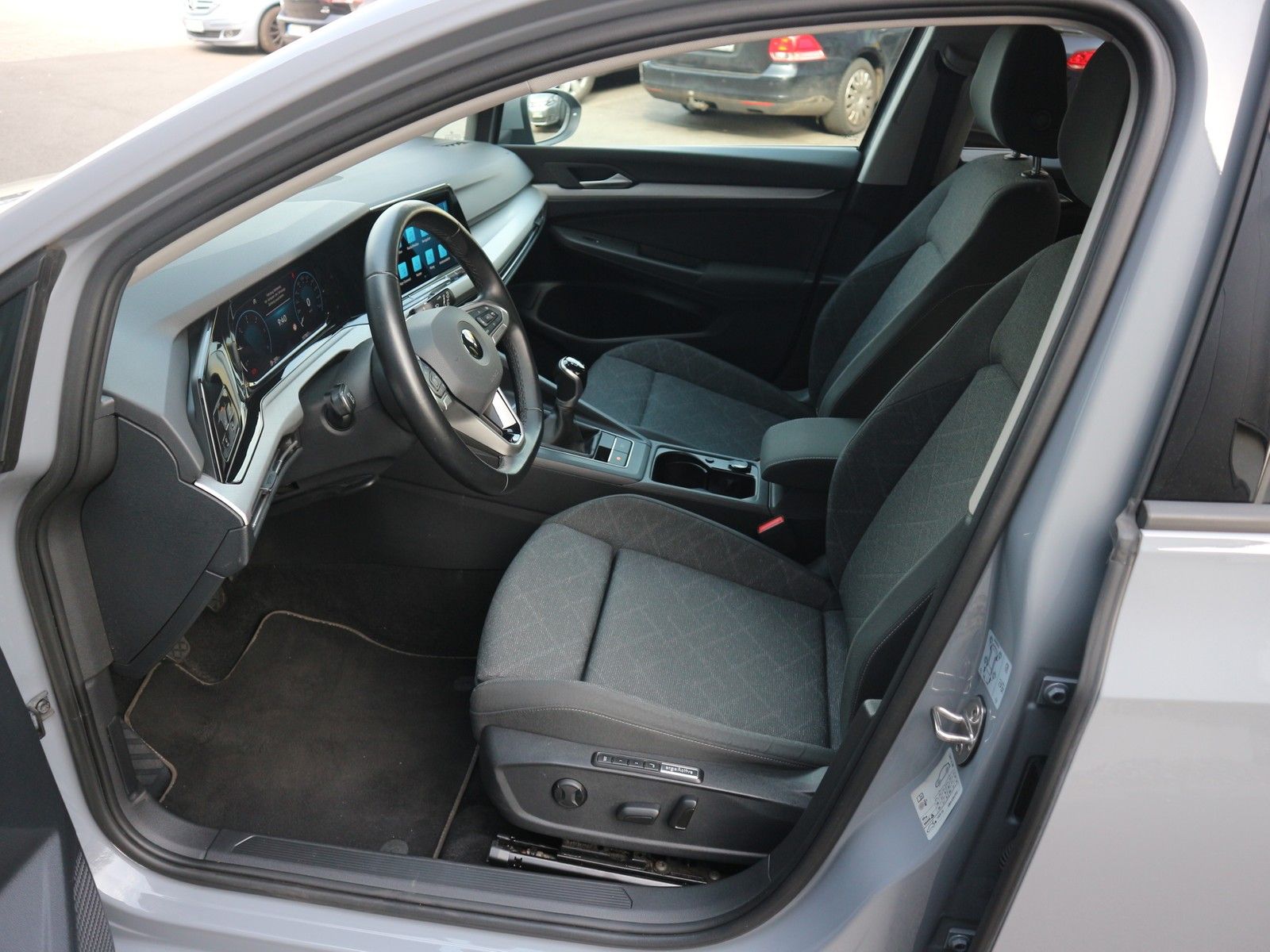 Volkswagen Golf - Bild 9