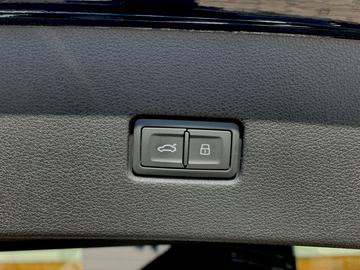 2021 AUDI RSQ8 缩略图 30