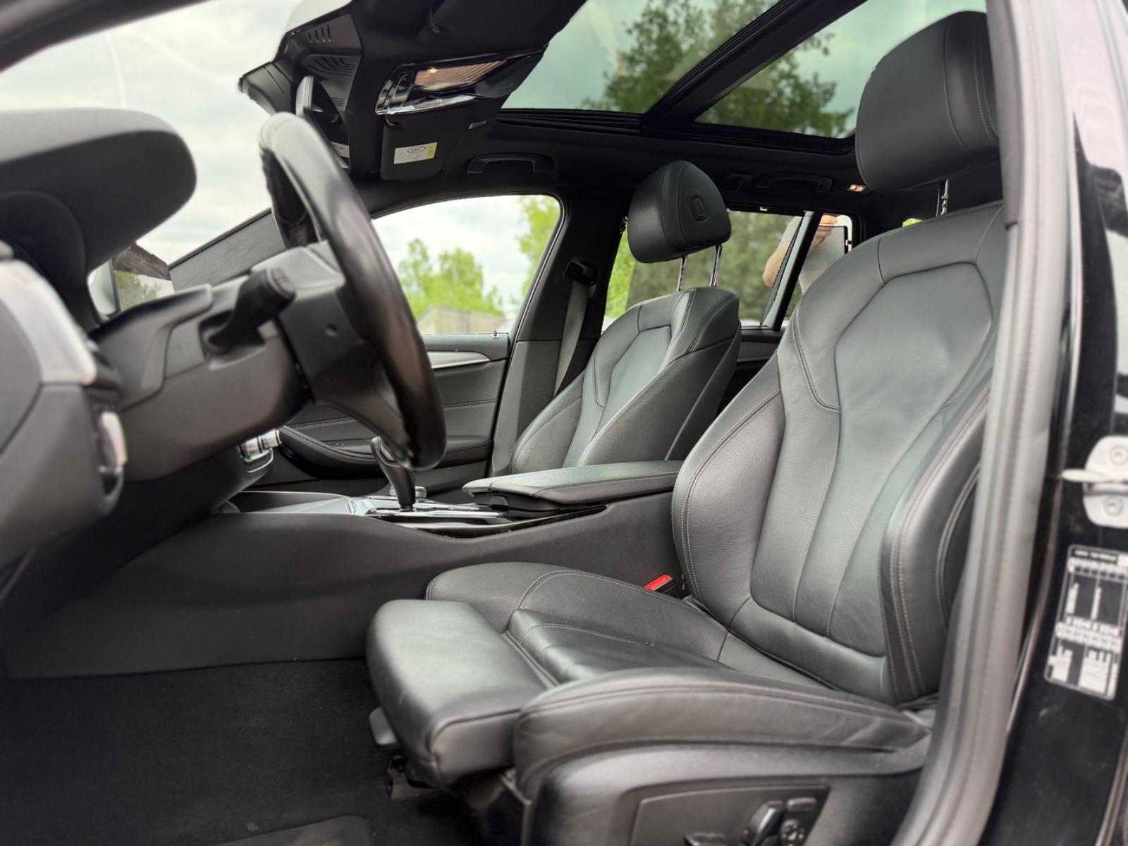 BMW 530d Touring*PANO*LEDER*HUD*LED*HIFI*APPLECAR*