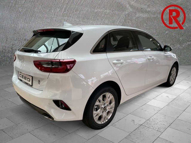 Ceed Vision 1.5 T-GDI Navi LenkradHZG SHZ PDC 2-