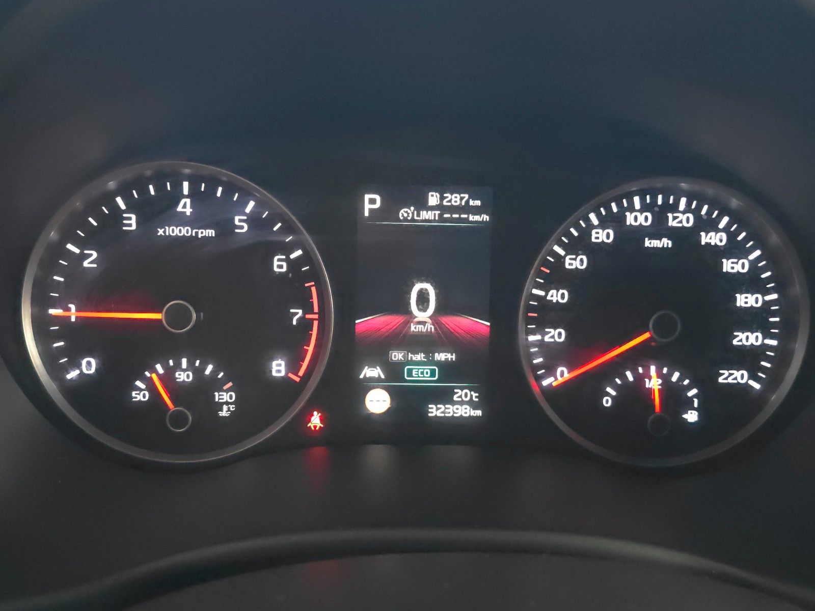 Fahrzeugabbildung Kia Stonic 1.0 T-GDI 120 Platinum Edition DCT7