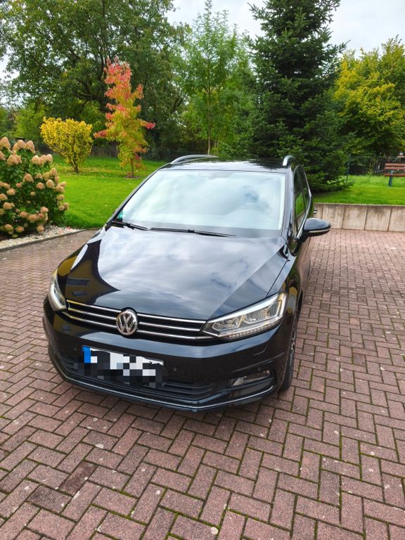Image of Volkswagen Touran