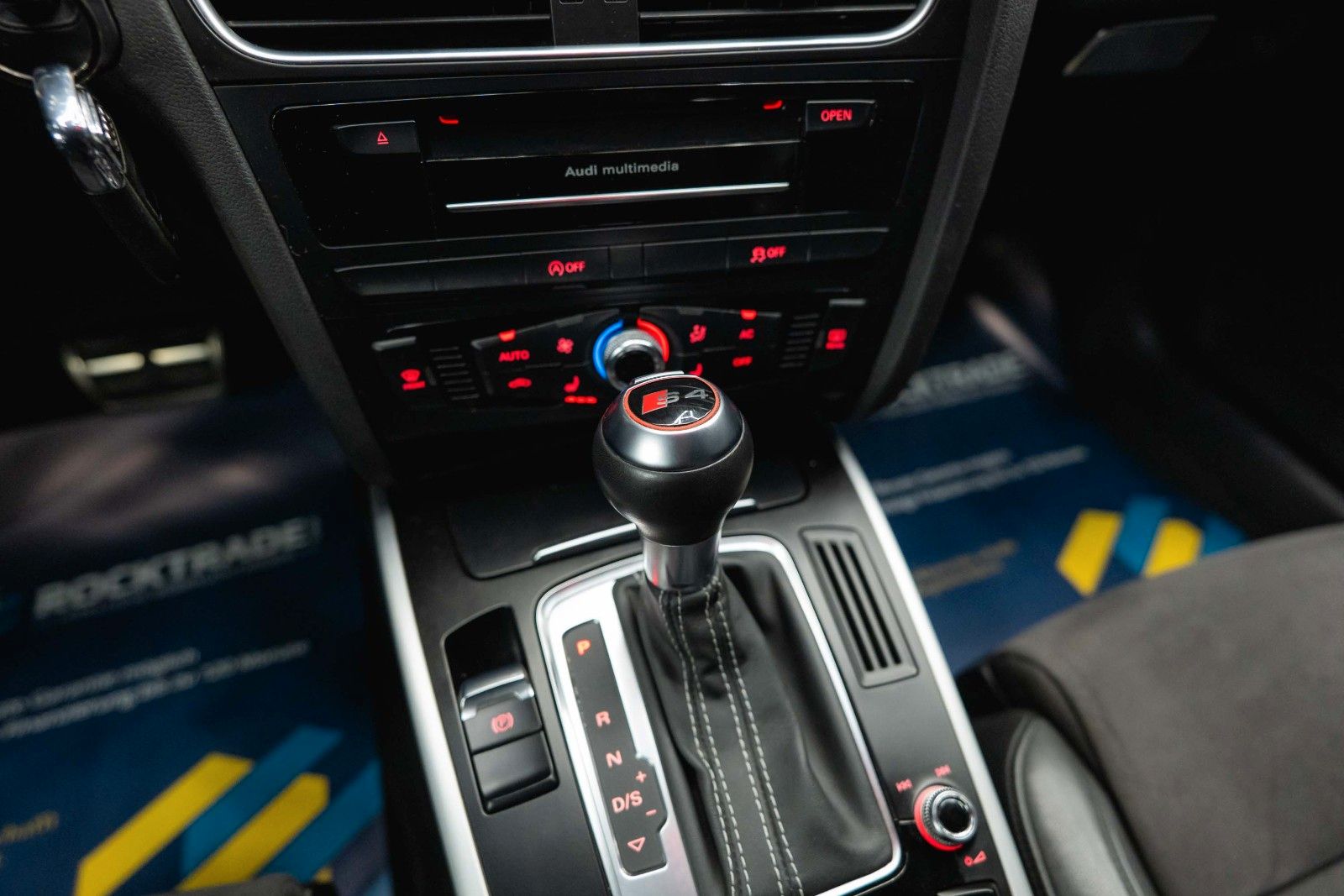 Fahrzeugabbildung Audi S4 Avant 3.0 TFSI quattro | Top Zustand | LED